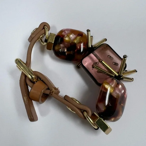 Chic Tortoiseshell and Gold Women's Bracelet - Picture 6 of 8